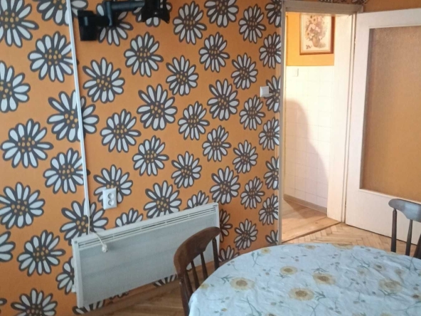 Тристаен апартамент в Разград, Освобождение - 78 кв.м за 1439 €/кв.м - Снимка #1