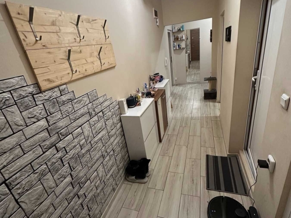Тристаен апартамент в Варна, Кайсиева градина - 96 кв.м за 818 €/кв.м - Снимка #1
