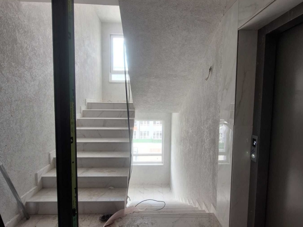 Тристаен апартамент в Стара Загора, Самара 3 - 103 кв.м за 669 €/кв.м - Снимка #1
