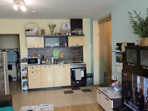 Тристаен апартамент в Поморие - 83 кв.м за 737 €/кв.м - Снимка #1