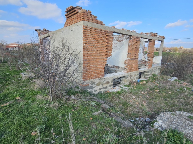 Парцел в с. Екзарх Антимово, Област Бургас - 965 кв.м за 6 €/кв.м - Снимка #1