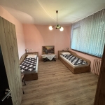 Дава се под наем Двустаен апартамент в Враца, Квартал 103 - 80 кв.м за 648.21 € - Снимка #1