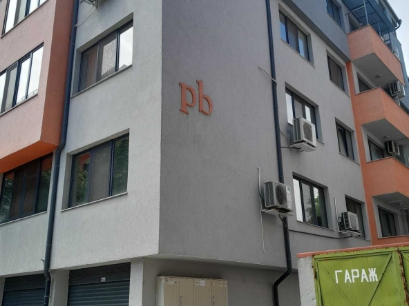 Дава се под наем Двустаен апартамент в Пловдив, Кючук Париж - 50 кв.м за 318.75 € - Снимка #1