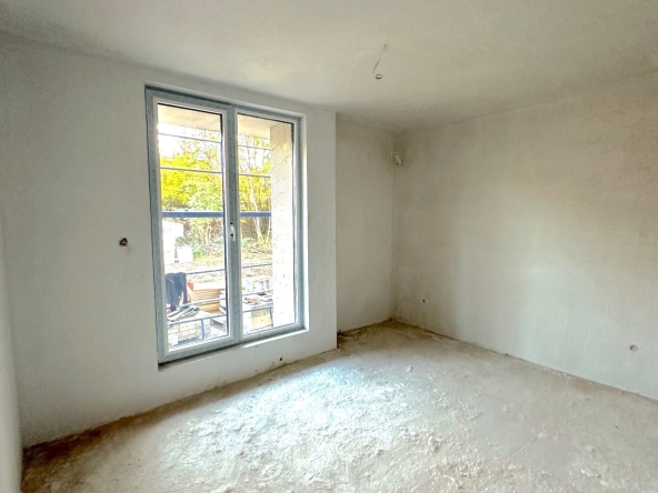 Дава се под наем Тристаен апартамент в София, Студентски град - 142 кв.м за 151870 € - Снимка #1