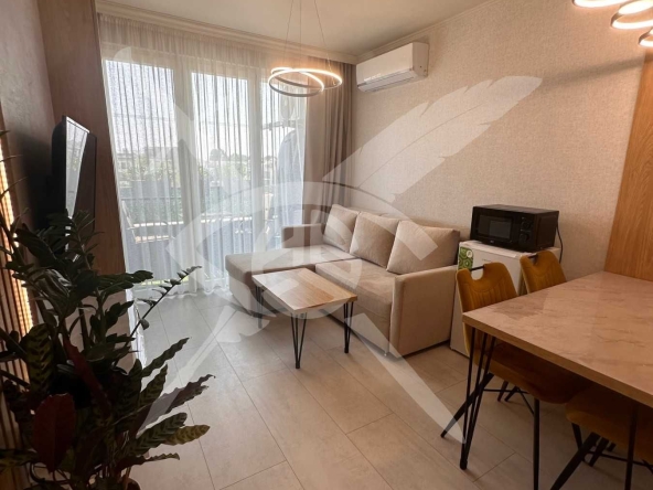 Двустаен апартамент в к.к. Слънчев бряг - 52 кв.м за 971 €/кв.м - Снимка #1