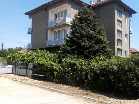 Къща в Главиница - 140 кв.м за 365 €/кв.м - Снимка #1