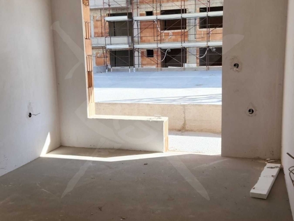 Тристаен апартамент в Варна, Победа - 104 кв.м за 1279 €/кв.м - Снимка #1