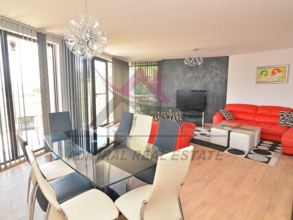 Дава се под наем Тристаен апартамент в Варна, м-т Св. Никола - 128 кв.м за 700 € - Снимка #1