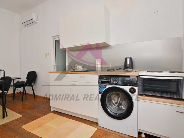 Дава се под наем Двустаен апартамент в Варна, Общината - 67 кв.м за 375 € - Снимка #1