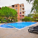 Тристаен апартамент в к.к. Св.Св. Константин и Елена - 85 кв.м за 1942 €/кв.м - Снимка #1