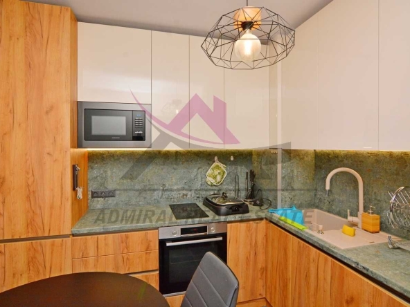 Дава се под наем Двустаен апартамент в Варна, Младост 1 - 50 кв.м за 450 € - Снимка #1