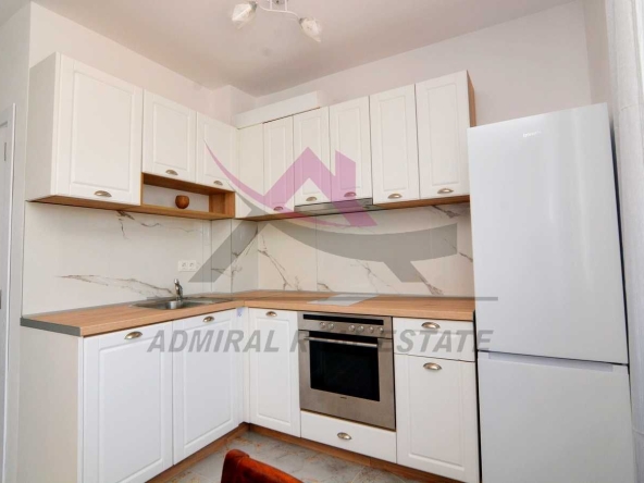 Дава се под наем Тристаен апартамент в Варна, Кайсиева градина - 75 кв.м за 450 € - Снимка #1