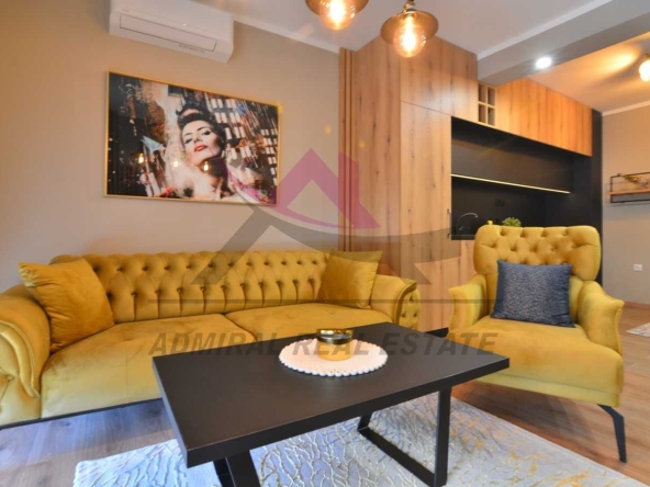 Дава се под наем Двустаен апартамент в Варна, Младост 1 - 70 кв.м за 800 € - Снимка #1