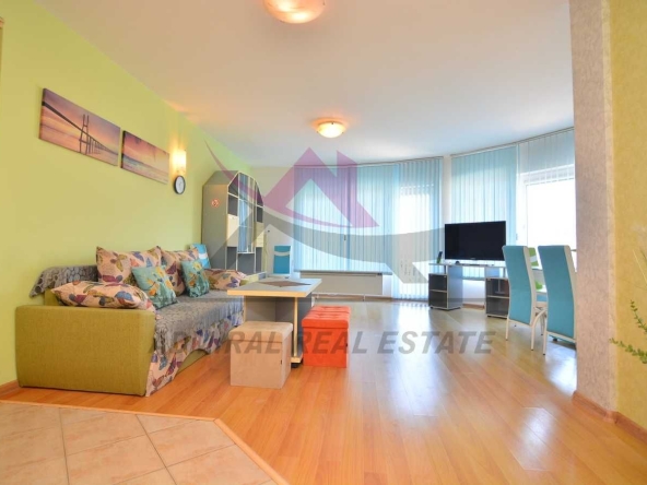 Дава се под наем Четиристаен апартамент в Варна, Общината - 150 кв.м за 1500 € - Снимка #1