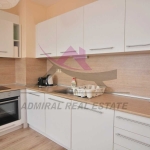 Дава се под наем Двустаен апартамент в Варна, Аспарухово - 60 кв.м за 614 € - Снимка #1