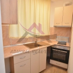 Дава се под наем Двустаен апартамент в Варна, Цветен квартал - 70 кв.м за 425 € - Снимка #1