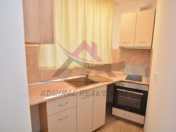 Дава се под наем Двустаен апартамент в Варна, Цветен квартал - 70 кв.м за 425 € - Снимка #1