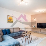 Дава се под наем Тристаен апартамент в Варна, Гръцка махала - 80 кв.м за 750 € - Снимка #1