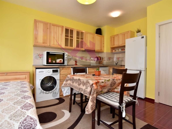 Дава се под наем Двустаен апартамент в Варна, м-т Акчелар - 42 кв.м за 358 € - Снимка #1