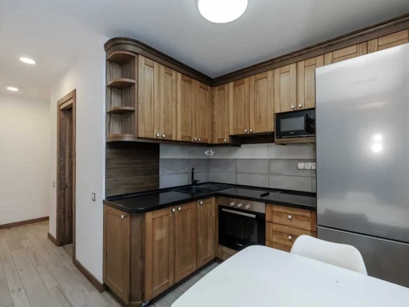 Дава се под наем Двустаен апартамент в София, Зона Б-18 - 65 кв.м за 408 € - Снимка #1