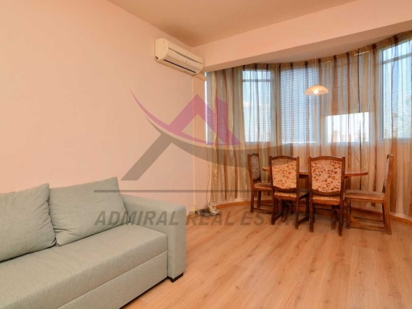 Дава се под наем Двустаен апартамент в Варна, Цветен квартал - 62 кв.м за 448.8 € - Снимка #1