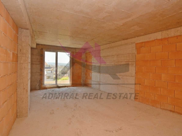 Тристаен апартамент в Варна, Колхозен пазар - 97 кв.м за 1210 €/кв.м - Снимка #1