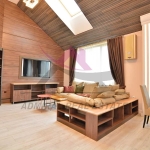 Дава се под наем Тристаен апартамент в Варна, ХЕИ - 150 кв.м за 1495.83 € - Снимка #1