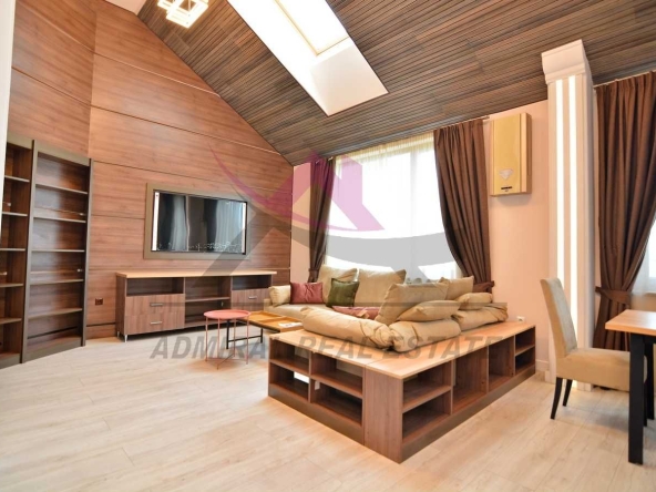 Дава се под наем Тристаен апартамент в Варна, ХЕИ - 150 кв.м за 1495.83 € - Снимка #1