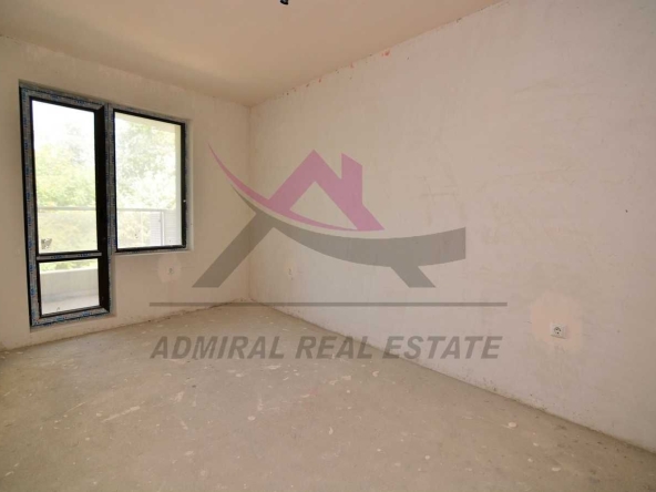 Тристаен апартамент в Варна, Левски - 111 кв.м за 1802 €/кв.м - Снимка #1