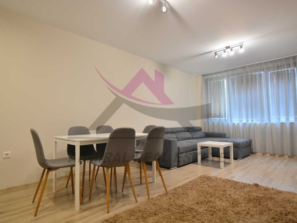 Дава се под наем Тристаен апартамент в Варна, Младост 1 - 86 кв.м за 700 € - Снимка #1