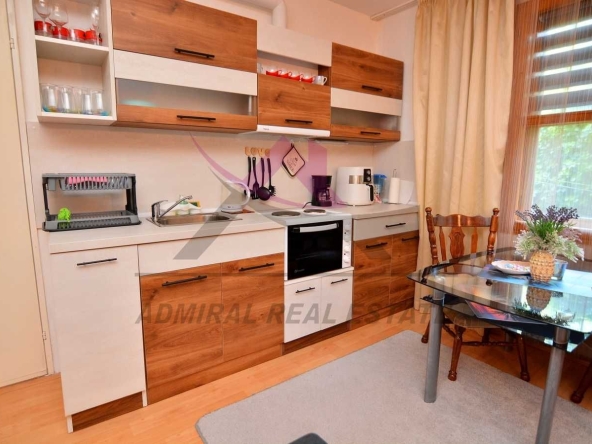 Дава се под наем Двустаен апартамент в Варна, Бриз - 60 кв.м за 400 € - Снимка #1