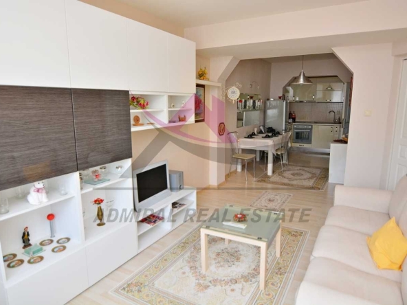 Четиристаен апартамент в Варна, Червен площад - 147 кв.м за 1939 €/кв.м - Снимка #1