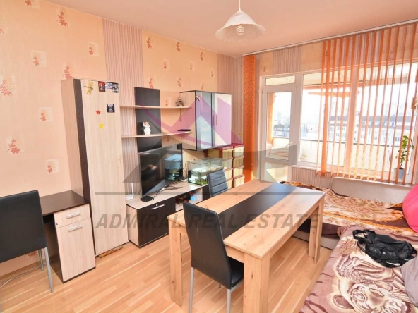 Тристаен апартамент в Варна, Възраждане 4 - 85 кв.м за 1059 €/кв.м - Снимка #1