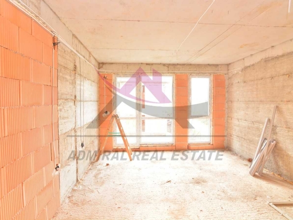 Двустаен апартамент в Варна, Изгрев - 53 кв.м за 1491 €/кв.м - Снимка #1