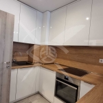 Дава се под наем Двустаен апартамент в Варна, Колхозен пазар - 60 кв.м за 657.9 € - Снимка #1