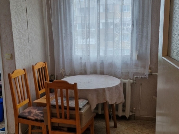 Двустаен апартамент в Плевен, Дружба 3 - 63 кв.м за 616 €/кв.м - Снимка #1