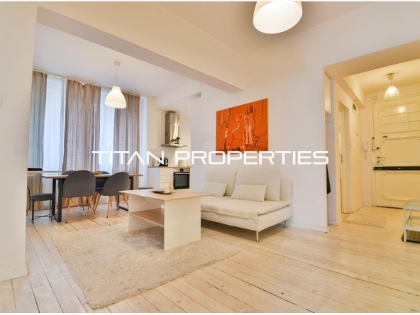 Тристаен апартамент в София, Център - 86 кв.м за 4652 €/кв.м - Снимка #1