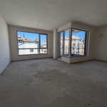 Тристаен апартамент в Бургас, Възраждане - 93 кв.м за 2366 €/кв.м - Снимка #1