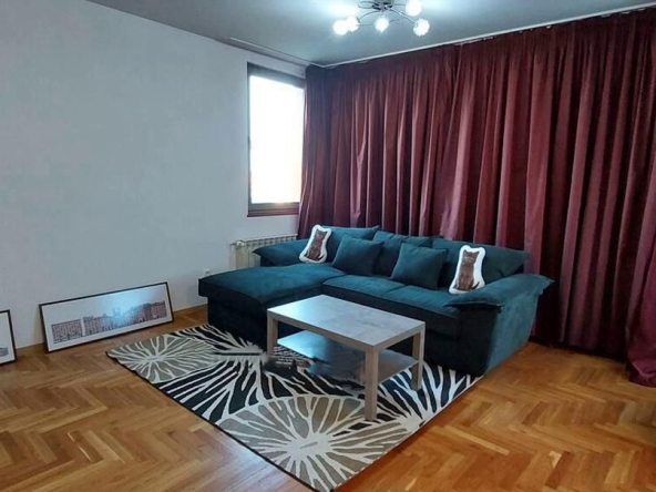 Дава се под наем Тристаен апартамент в София, Манастирски ливади - 110 кв.м за 800 € - Снимка #1