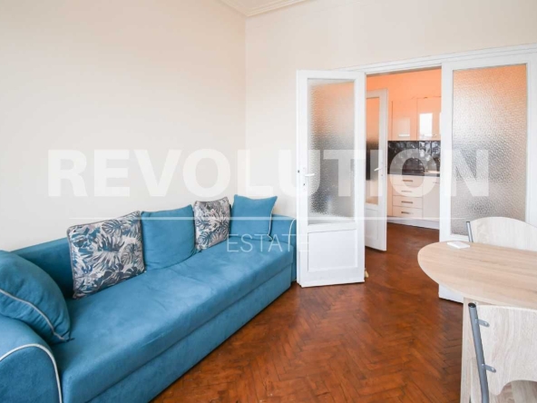 Дава се под наем Двустаен апартамент в София, Център - 55 кв.м за 425 € - Снимка #1