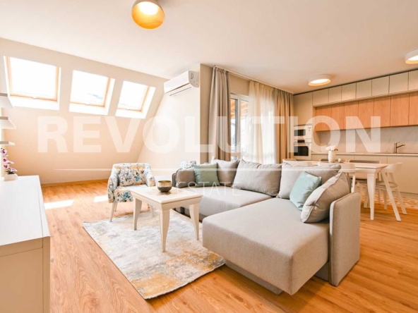 Дава се под наем Тристаен апартамент в София, Манастирски ливади - 100 кв.м за 1300 € - Снимка #1