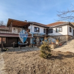 Къща в Трявна - 189 кв.м за 1137 €/кв.м - Снимка #1