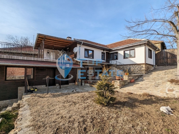 Къща в Трявна - 189 кв.м за 661 €/кв.м - Снимка #1