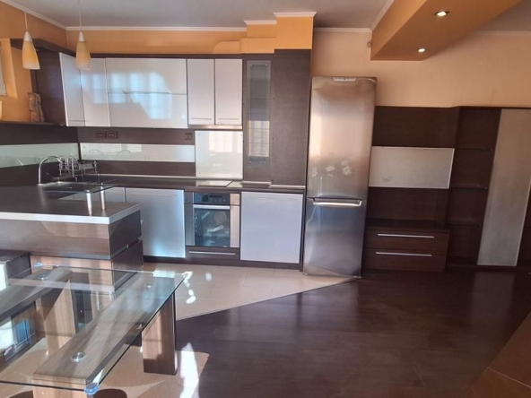 Дава се под наем Двустаен апартамент в София, Редута - 63 кв.м за 550 € - Снимка #1