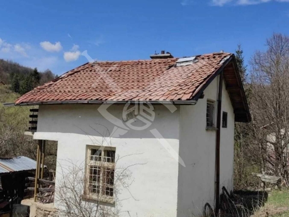 Къща в с. Гинци, Област София-област - 100 кв.м за 420 €/кв.м - Снимка #1