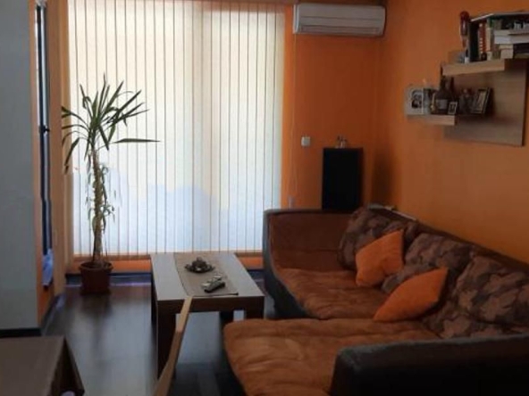 Дава се под наем Двустаен апартамент в София, Павлово - 78 кв.м за 600 € - Снимка #1