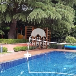 Дава се под наем Тристаен апартамент в к.к. Св.Св. Константин и Елена - 92 кв.м за 818 € - Снимка #1