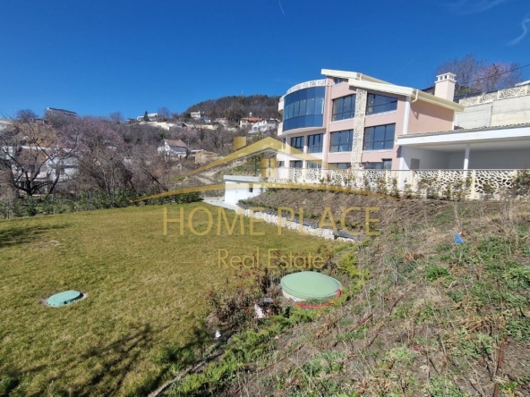 Къща в Варна, м-т Акчелар - 430 кв.м за 890 €/кв.м - Снимка #1