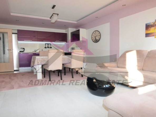 Дава се под наем Двустаен апартамент в Варна, Лятно кино Тракия - 80 кв.м за 847.62 € - Снимка #1