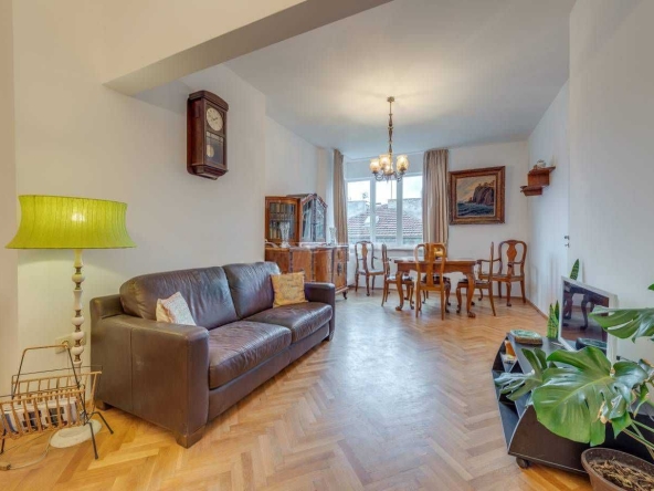 Дава се под наем Тристаен апартамент в София, Медицинска академия - 100 кв.м за 977.16 € - Снимка #1